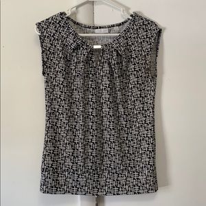 Black and white short sleeve work top